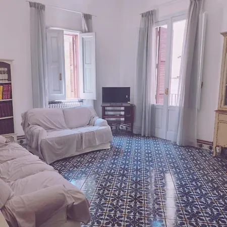 Проживание в семье La Baronessa